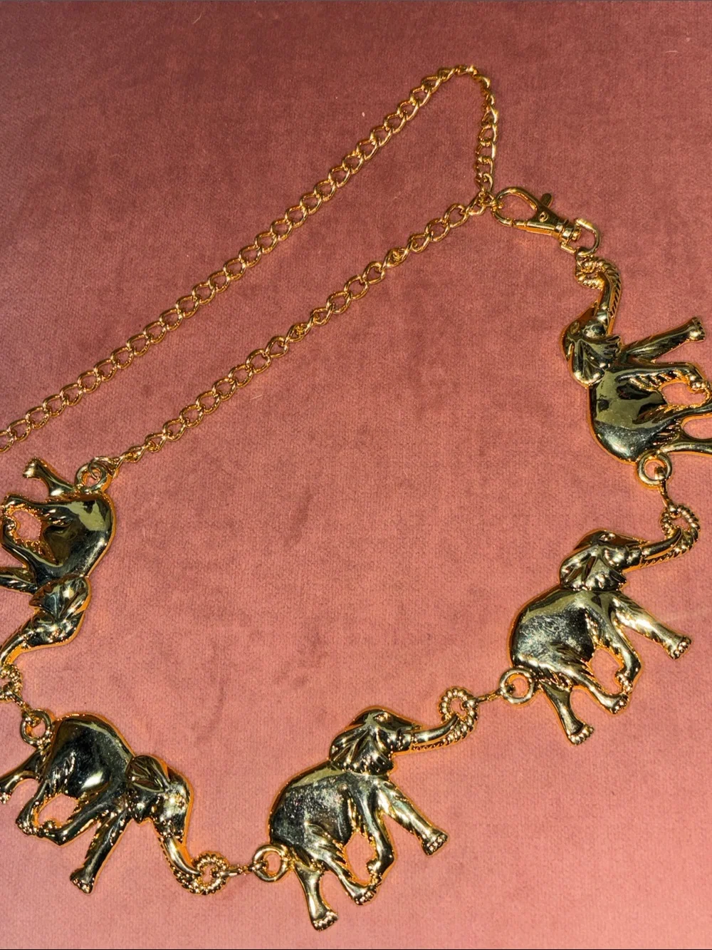 Vintage gold tone metal elephant link belt women’s 42” statement chain belt